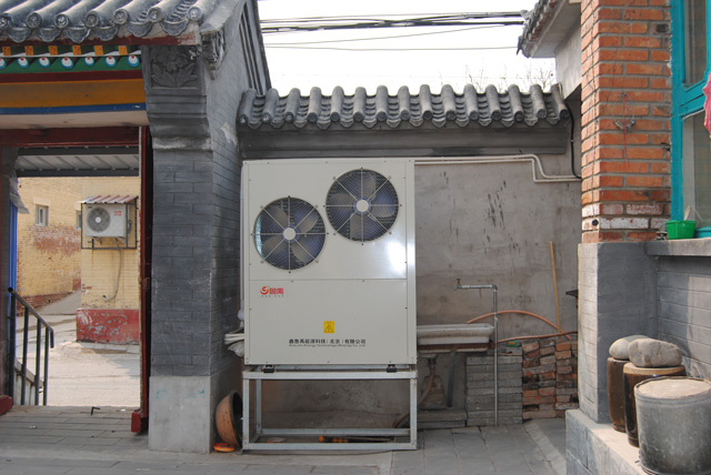 超低溫空氣源熱泵機(jī)組實(shí)拍 超低溫空氣源熱泵機(jī)組實(shí)拍